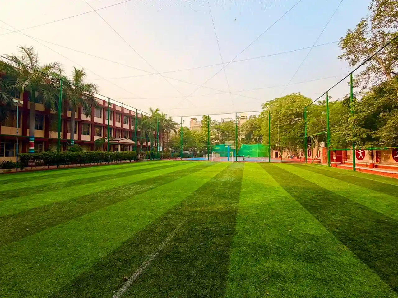 G4_11zon School Building Drone Shot